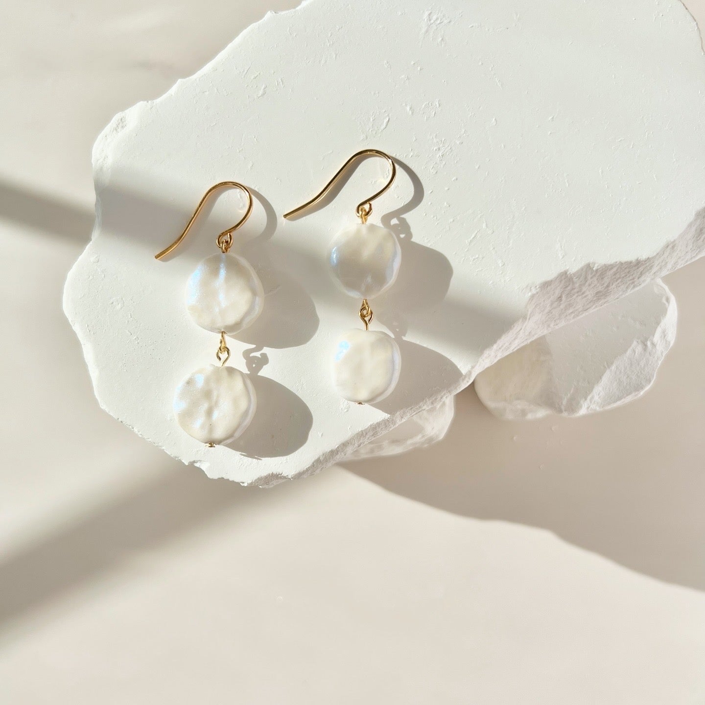 Hammered Pearls - Iridescent